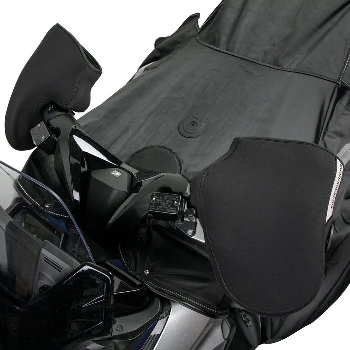 coprimanopole-tucano-urbano-r369x-maximotostore-palermo-maxi-scooter-moto-impermeabile-barriera-anti-vento